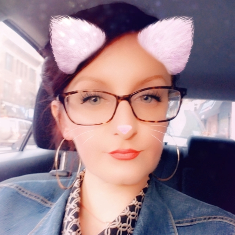 Meet your Posher, Amanda